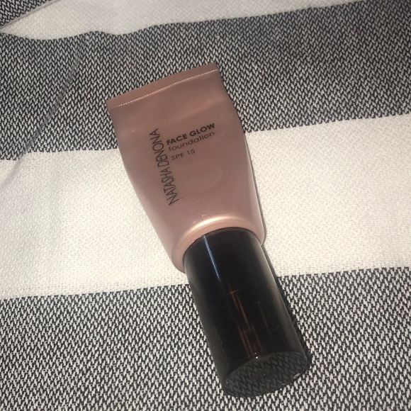 Natasha Denona Other - 💕3/$45💕 Natasha Denona Face Glow Foundation